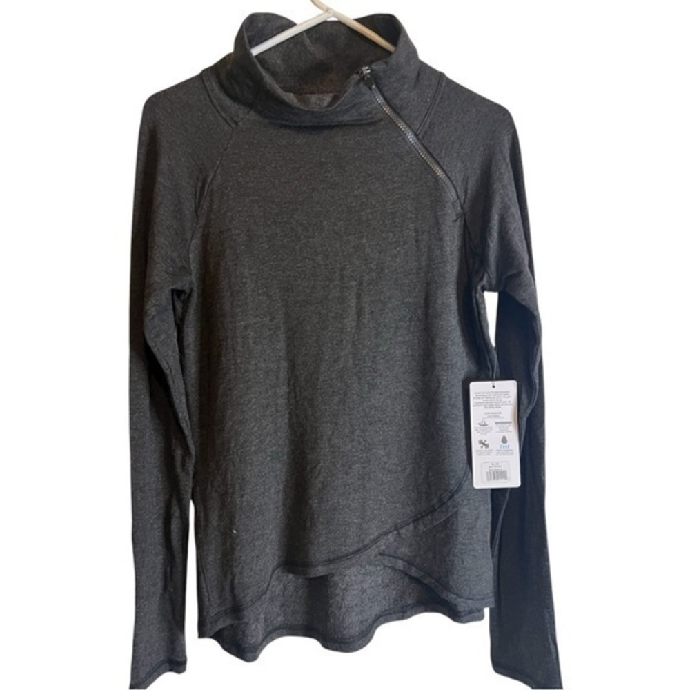 Scorpio Sol Nova Pullover Long Sleeve Top